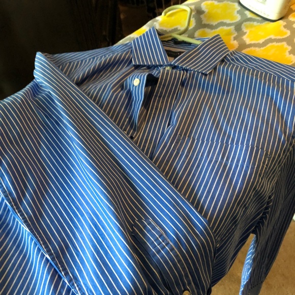 Men’s Shirt - Picture 1 of 3